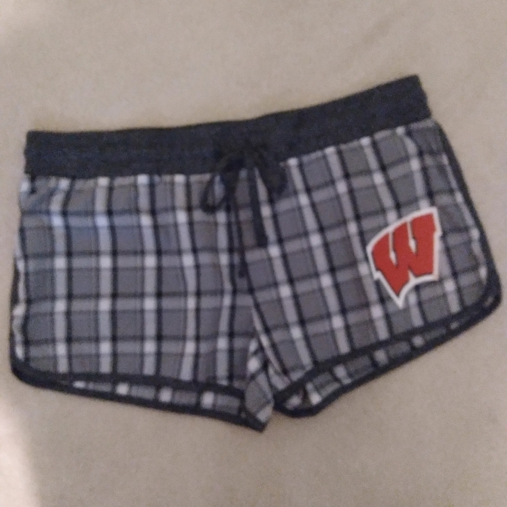 wisconsin badgers sideline sleep shorts-large NWOT